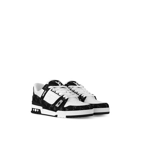 scarpe louis vuitton uomo sportive|louis vuitton sneakers.